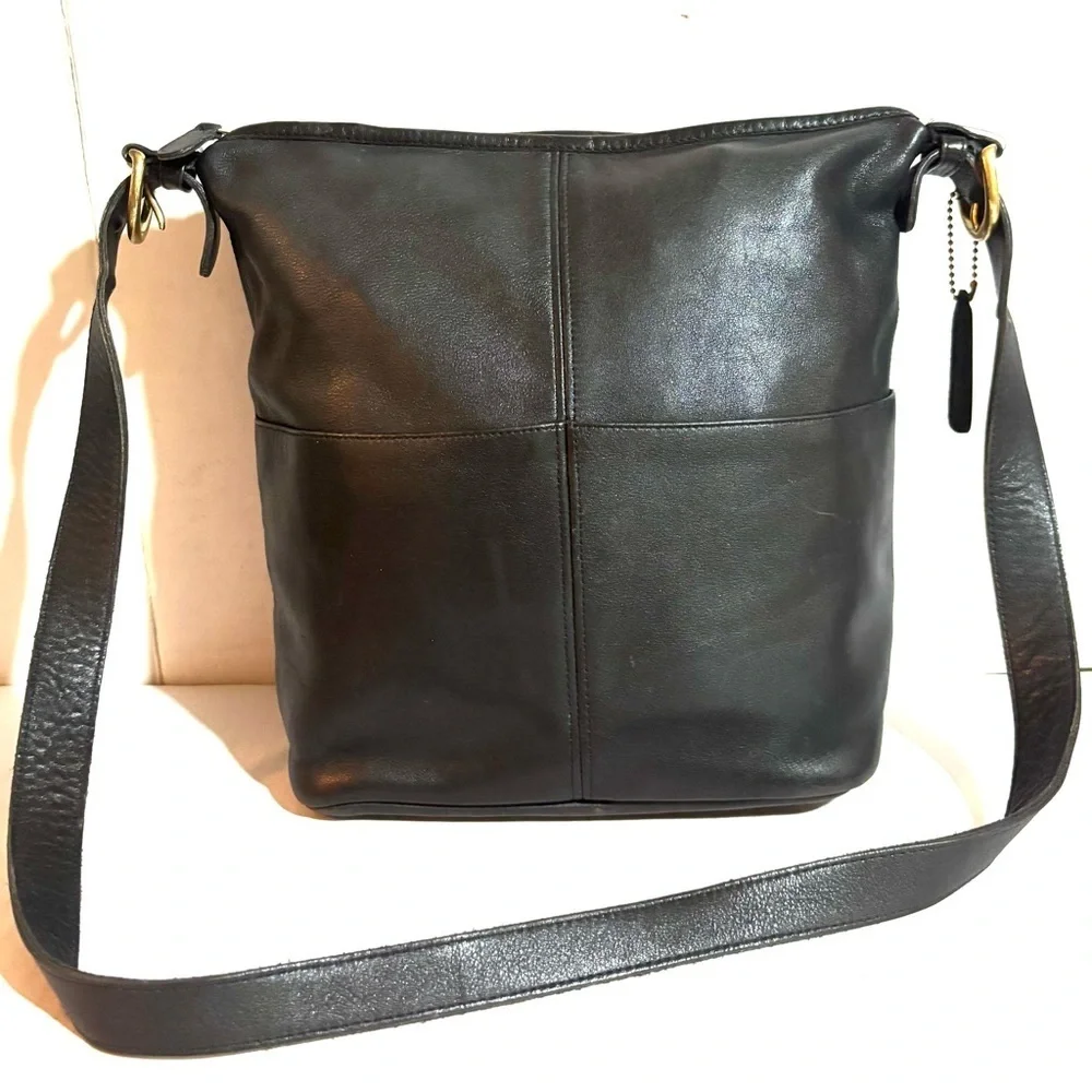 Coach vintage black leather crossbody handbag